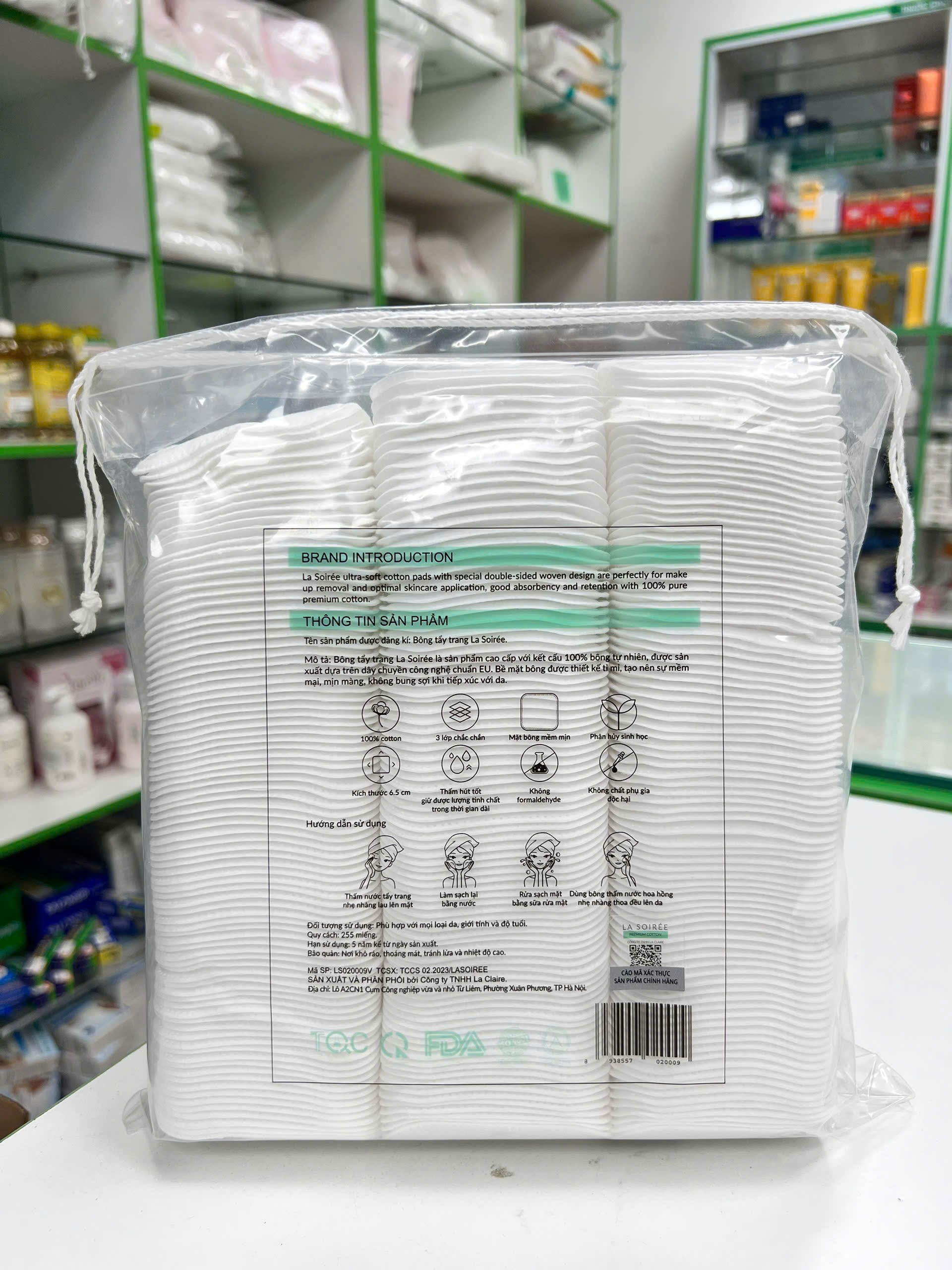 Gói 255 Miếng Lasoisée Bông Tẩy Trang Vuông 100% Cotton mềm mịn không xơ bông — cận cảnh bao bì và kết cấu sản phẩm